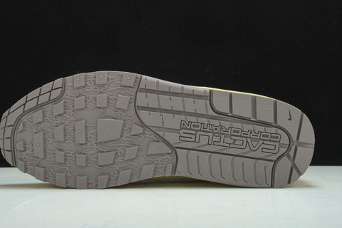 Travis Scott AM1 'Saturn Gold'