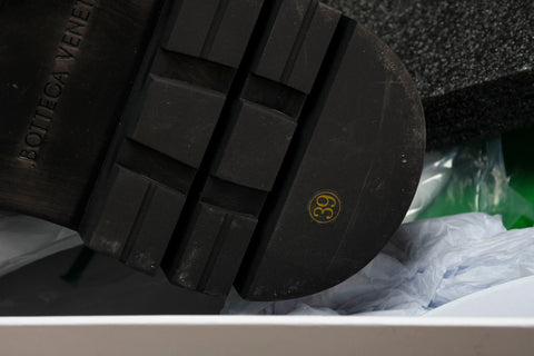 Вottega Veneta Tire Chelsea Boots 'Black'