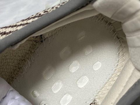 Yzy Boost 350 v2 Zyon