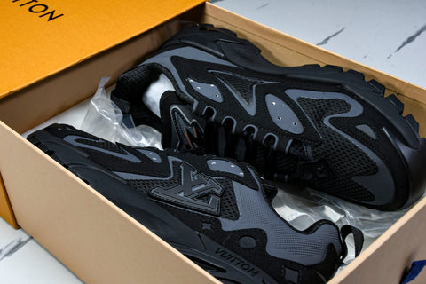 Louis Vuittоп Runner Tatic Sneaker 'Black'