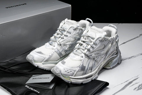 Runner 'White Silver Grey'