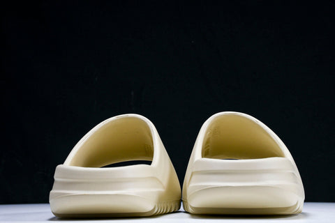 Yzy Slide 'Bone' (First Release)