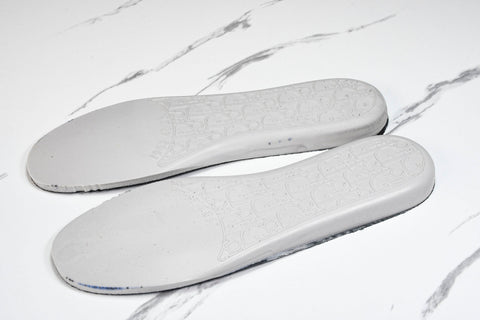 D1or B57 Mid-Top "Black White'