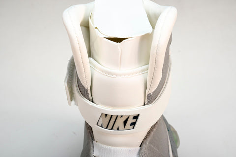 Air MAG Back to The Future (Normal Lacing - 2011)