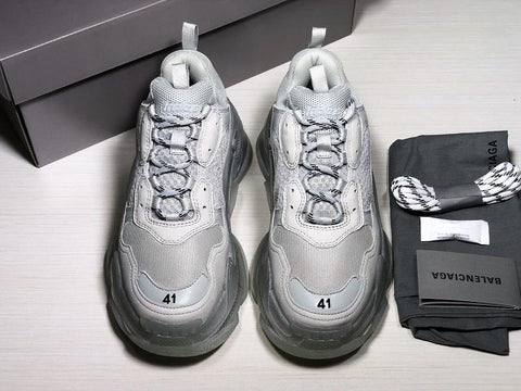 Triple S Sneaker "Pearl Grey Clear Sole"