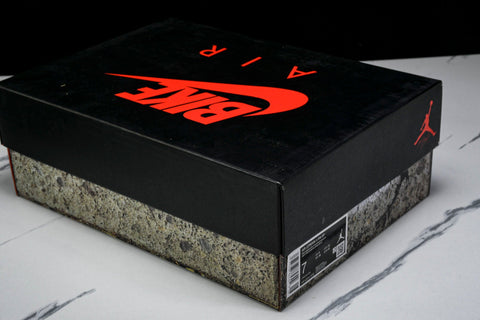 Nigel Sylvester x AJ4 RM SP Grandma's Driveway 'Fence Green'