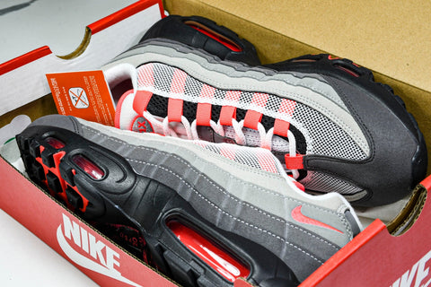 AM95 OG 'Solar Red'