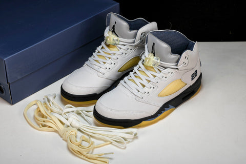 AJ5 Retro x A Ma Maniere 'Dawn'