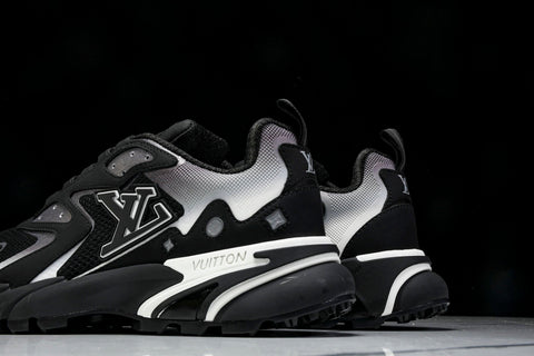 Louis Vuittоп Runner Tatic Sneaker 'Black White'