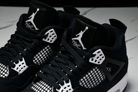 AJ4 Retro 'White Thunder'