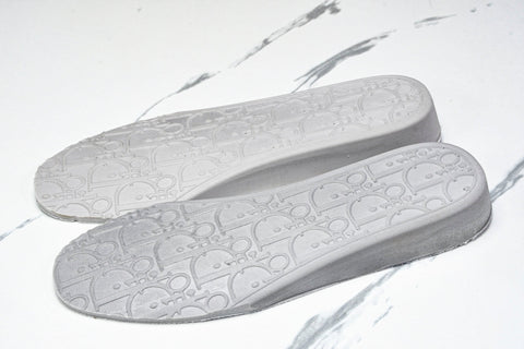 D1or x KAWS B33 Spin Sneaker 'White'