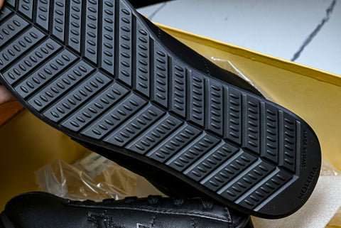 Louis Vuittоп Buttersoft 'Black'