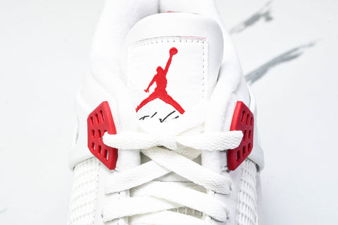 AJ4 Retro SB 'Varsity Red' (Friends & Family)