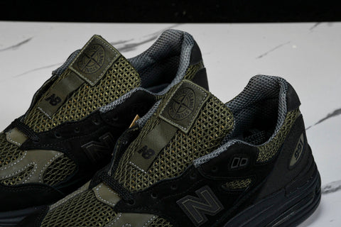 NB 991v2 x Stone Island MiUK 'Black'