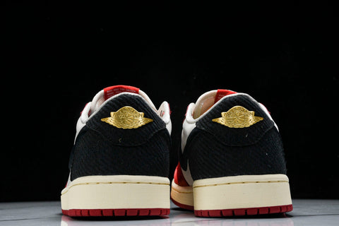 AJ1 Retro Low OG x Trophy Room 'Rookie Card - Away'