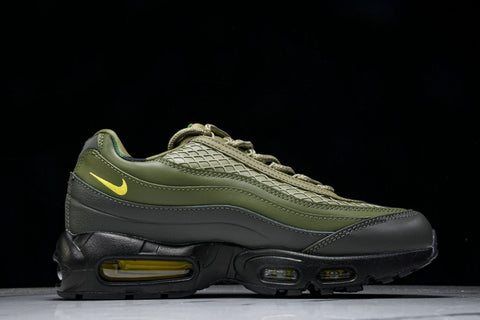 Corteiz x AM95 'Gutta Green'