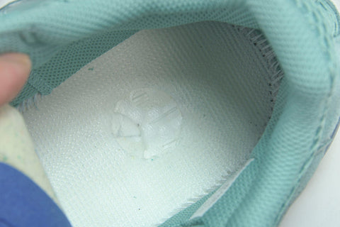 Yzy Boost 700 Faded Azure