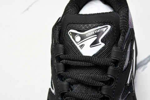 Louis Vuittоп Runner Tatic Sneaker 'Black White'