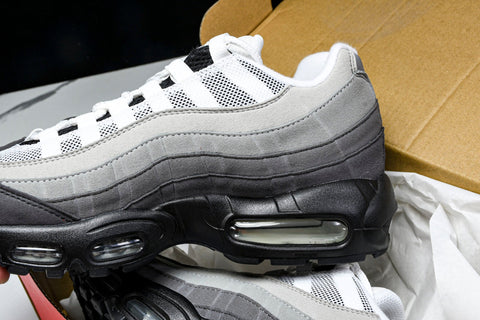 AM95 OG 'Black Anthracite'