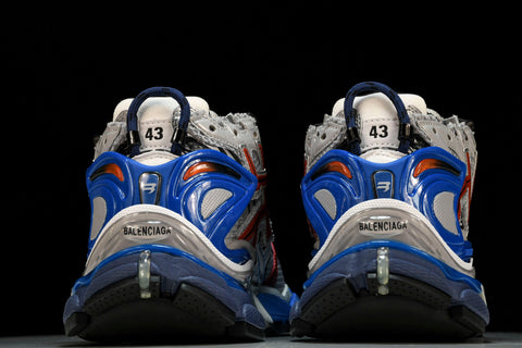 Runner 'Grey Blue Red Black'