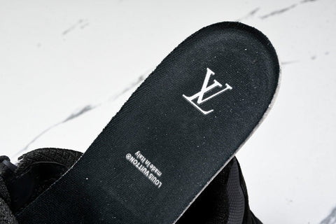 Louis Vuittоп Runner Tatic Sneaker 'Black'