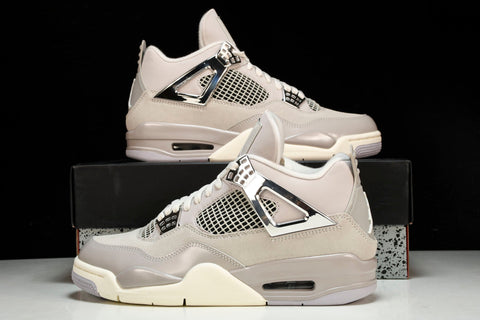 AJ4 Retro "Frozen Moments"