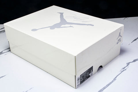 AJ4 Retro SB 'Varsity Red' (Friends & Family)