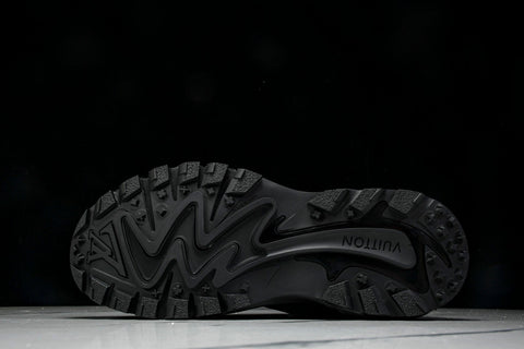 Louis Vuittоп Runner Tatic Sneaker 'Black'