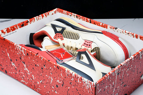 AJ4 Retro x Charizard (Unreleased)