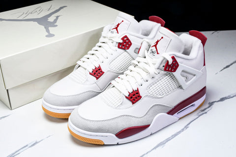 AJ4 Retro SB 'Varsity Red' (Friends & Family)