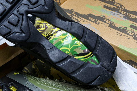 Corteiz x AM95 'Gutta Green'