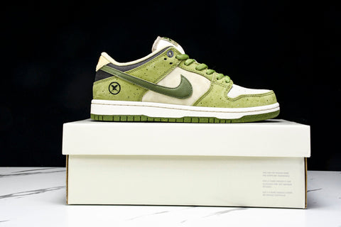 SB Dnk Low x Yuto Horigome 'Asparagus Matcha'