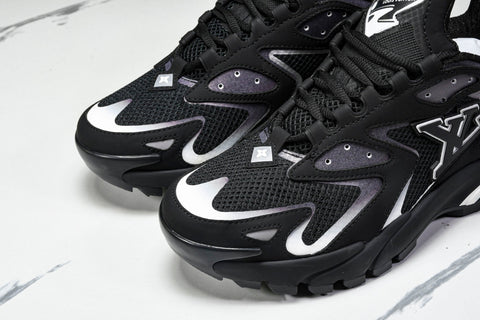 Louis Vuittоп Runner Tatic Sneaker 'Black White'