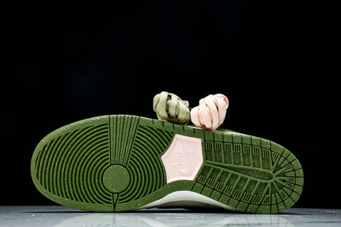 SB Dnk Low x Yuto Horigome 'Asparagus Matcha'