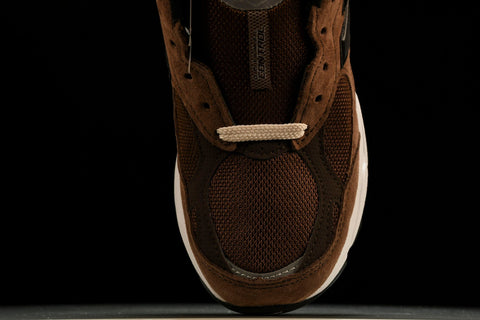 NB 990v3 x JJJJound 'Montréal'