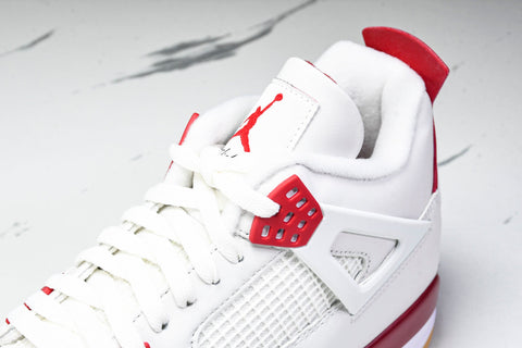 AJ4 Retro SB 'Varsity Red' (Friends & Family)