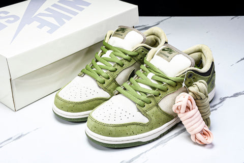 SB Dnk Low x Yuto Horigome 'Asparagus Matcha'