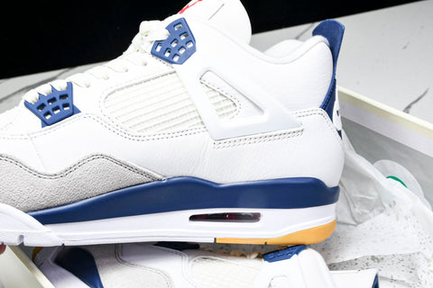 AJ4 Retro SB 'Navy'